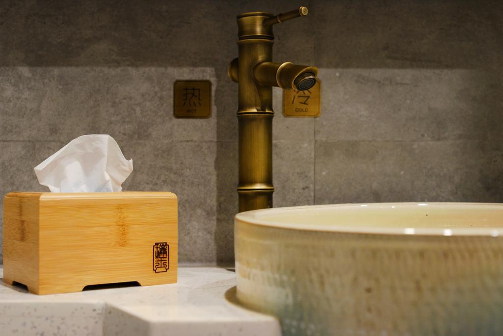 Hangzhou Puyu Travelling With Hotel Eksteriør billede