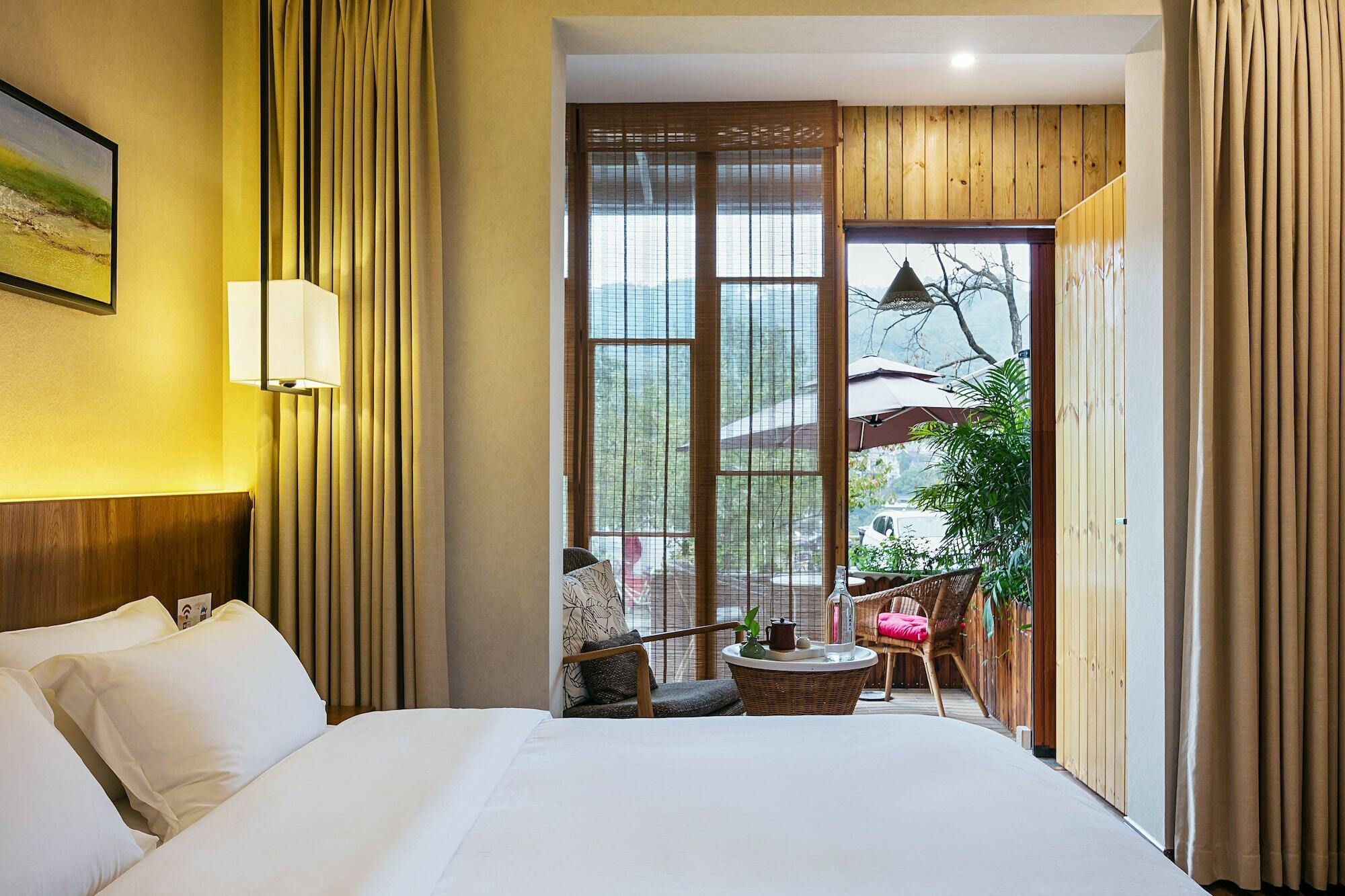Hangzhou Puyu Travelling With Hotel Eksteriør billede